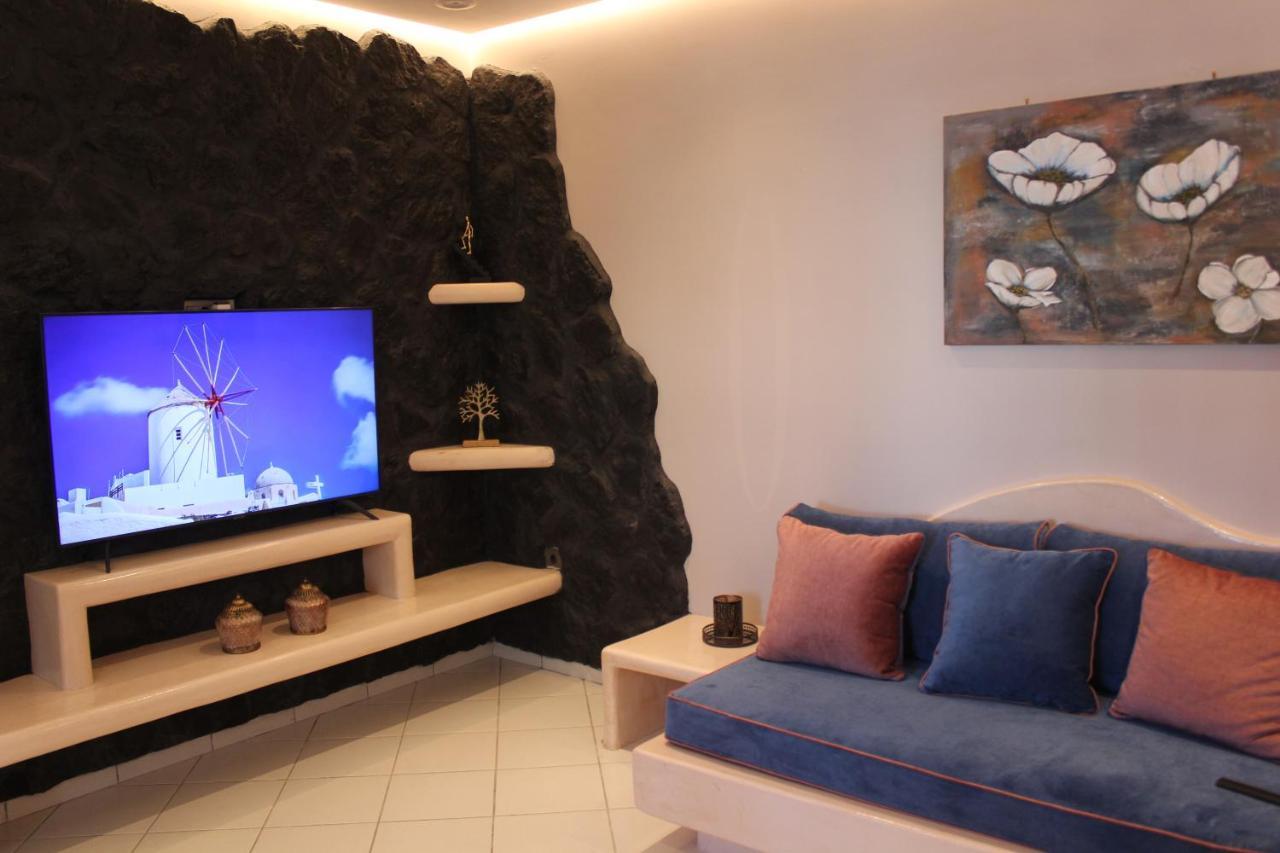 The Rock Luxury Homes Mesaria Exteriör bild