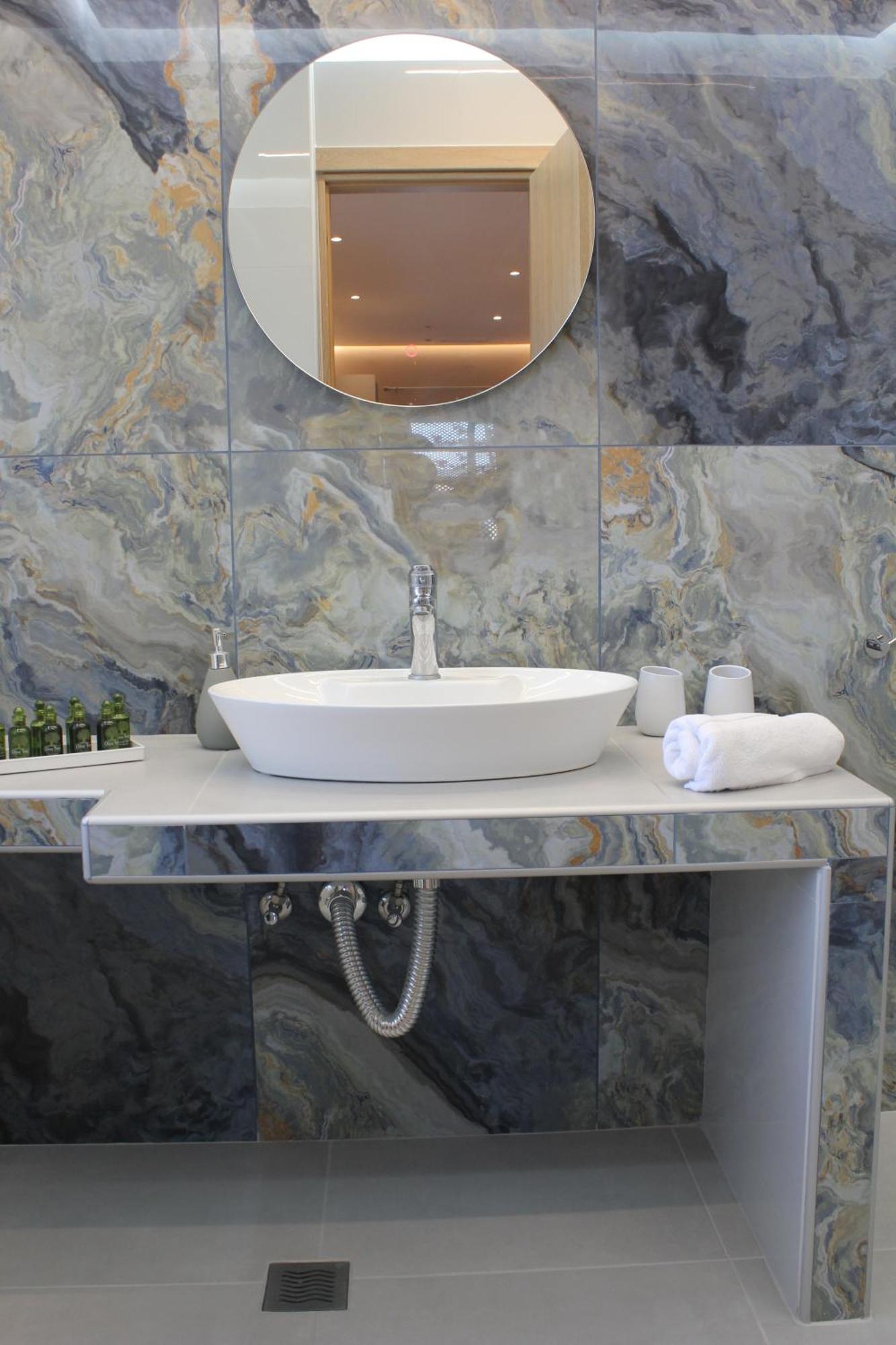 The Rock Luxury Homes Mesaria Exteriör bild