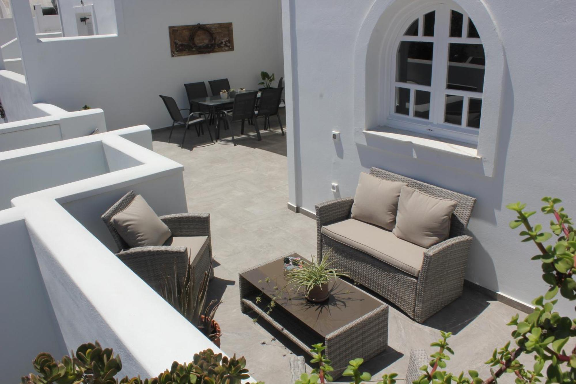 The Rock Luxury Homes Mesaria Exteriör bild