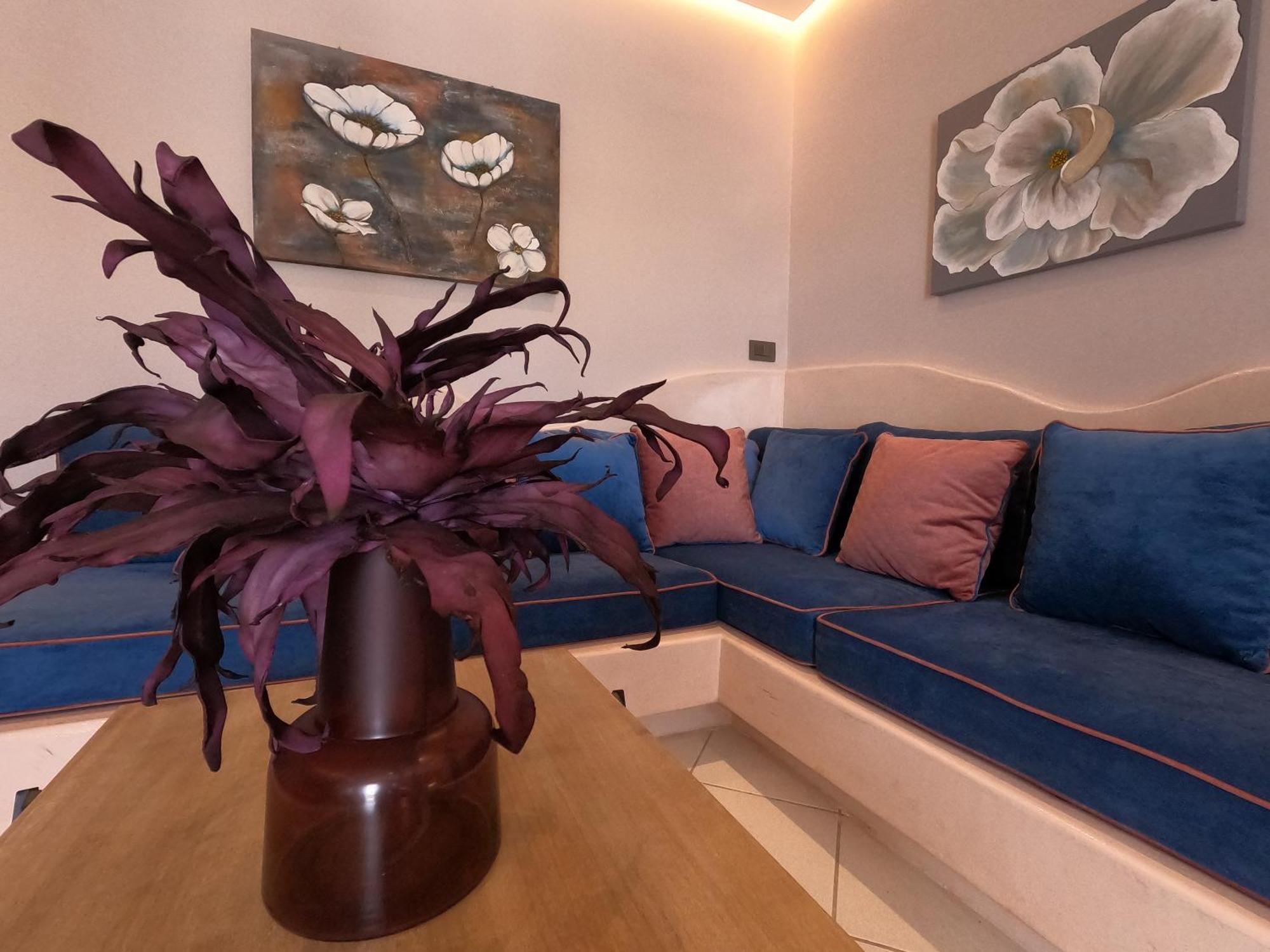 The Rock Luxury Homes Mesaria Exteriör bild