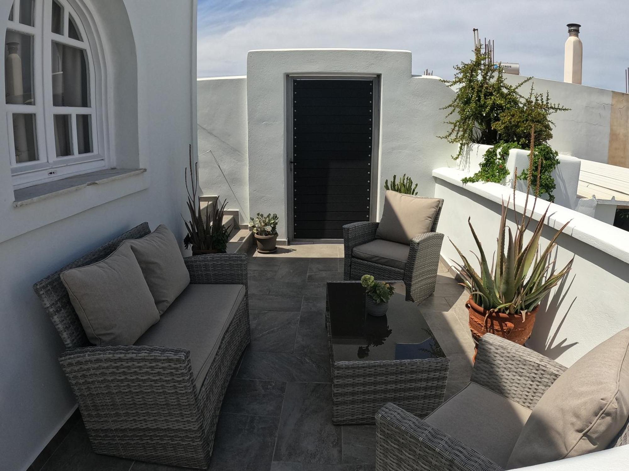 The Rock Luxury Homes Mesaria Exteriör bild